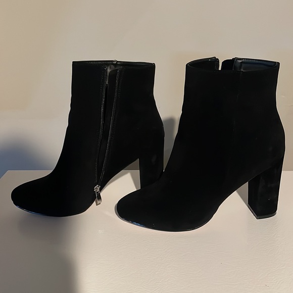 Suede ankle boots - Picture 2 of 12